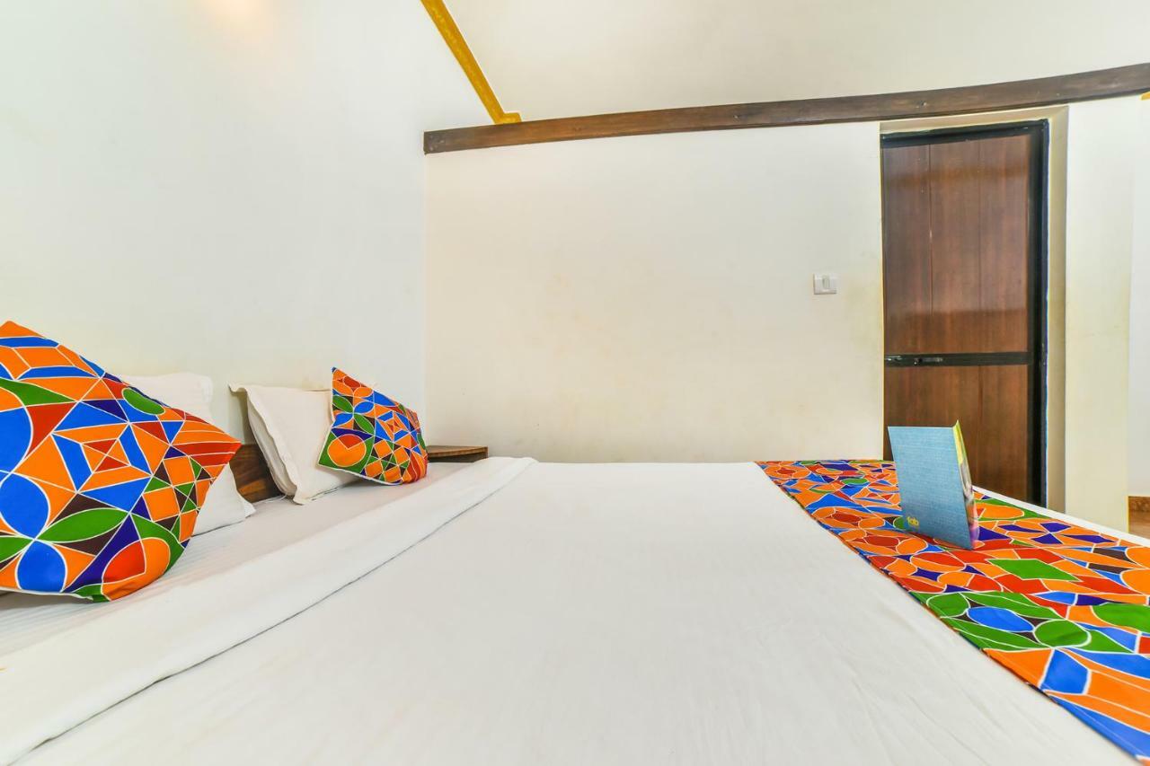 Fabhotel Yoyo Cottage With Pool - Nr Chapora Fort ヴァガトール エクステリア 写真